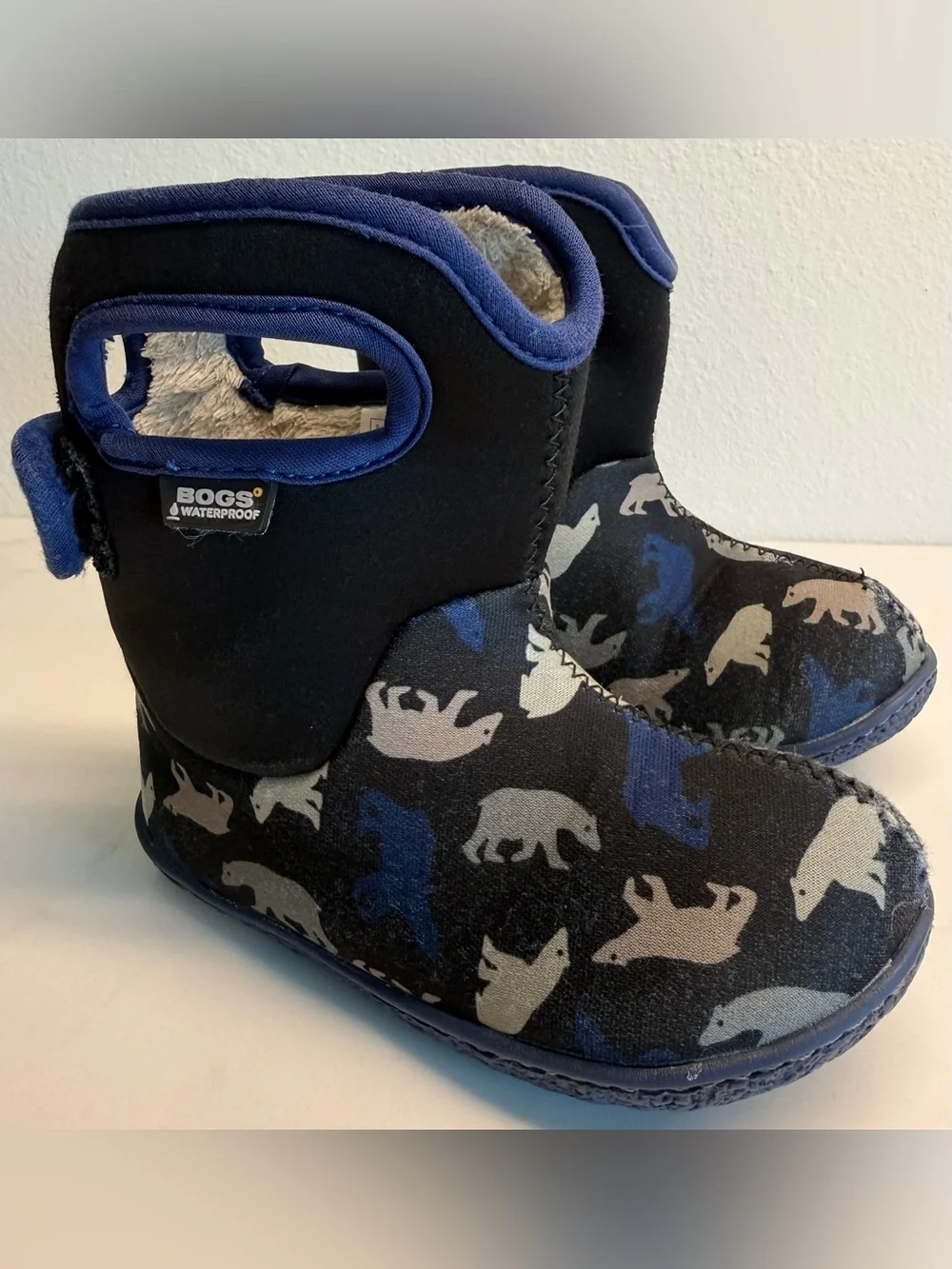 BOGS Baby Polar Bear Waterproof Boots Size 8 Navy Animal Print